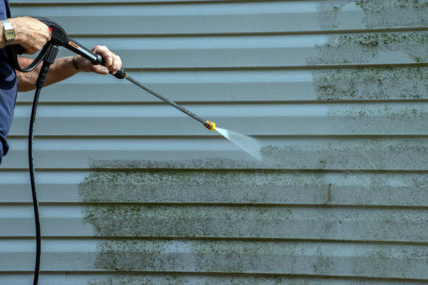 Best Pool Deck Cleaning  in Bing, OR